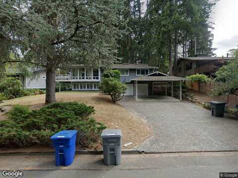 Sw 42Nd Place, Bellevue, WA 98006