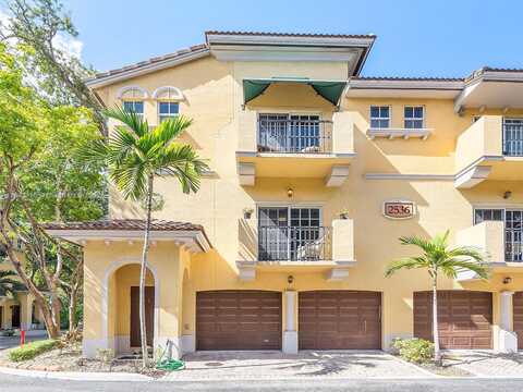 Sw 14Th Ave, Fort Lauderdale, FL 33315