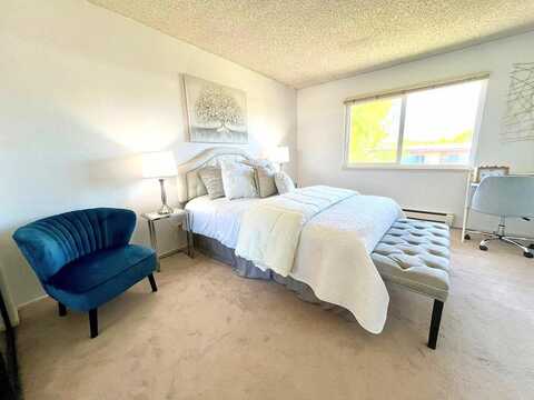 Webster St D308, Alameda, CA 94501