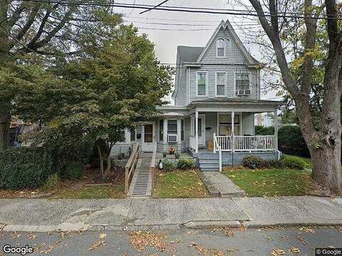 Berks St # 114, Pottstown, PA 19464