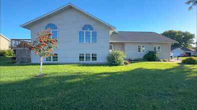 & 17 Williams Street, Lewiston, MN 55952