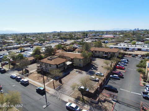 W Delano Street, Tucson, AZ 85705