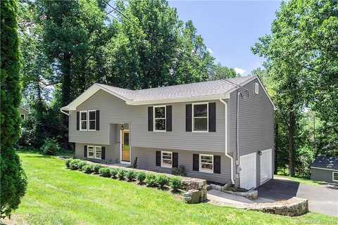 Maple Hill, NAUGATUCK, CT 06770