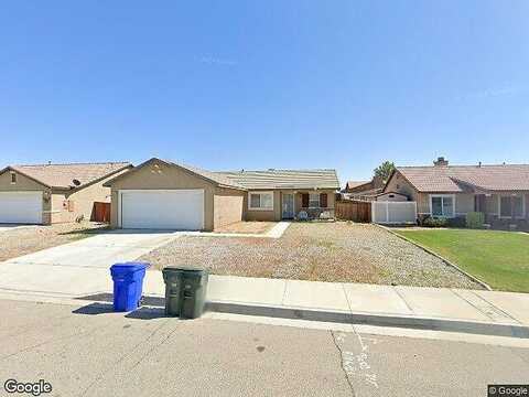 Macon, ADELANTO, CA 92301