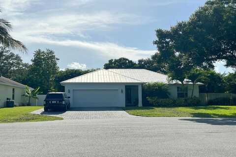 26Th, VERO BEACH, FL 32960