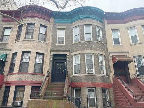 Bergen, BROOKLYN, NY 11233
