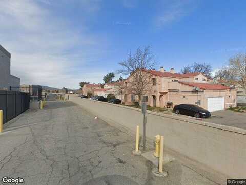 Avenue Q4, PALMDALE, CA 93550