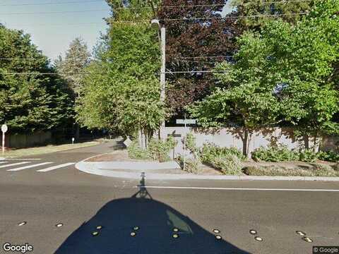 140Th Ave Se, BELLEVUE, WA 98005