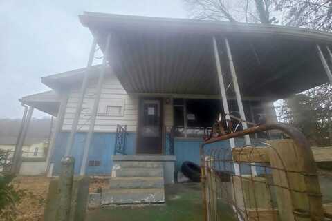 68Th, CHARLESTON, WV 25304