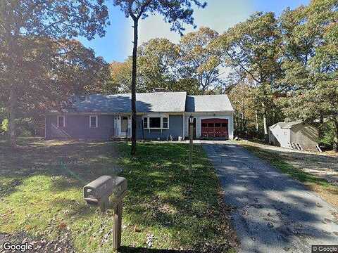 Gleneagle, CENTERVILLE, MA 02632