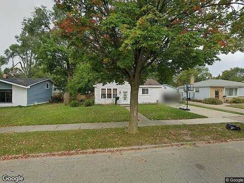 Woodlyn, LANSING, MI 48910