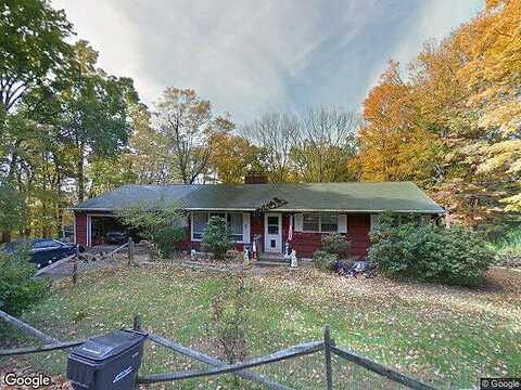 Sunset Ridge Road, Danbury, CT 06811