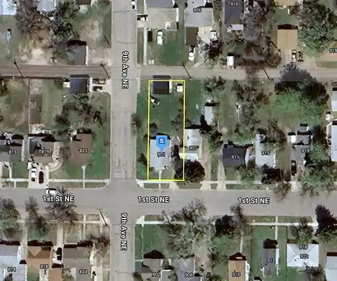 1St Street N E, Devils Lake, ND 58301