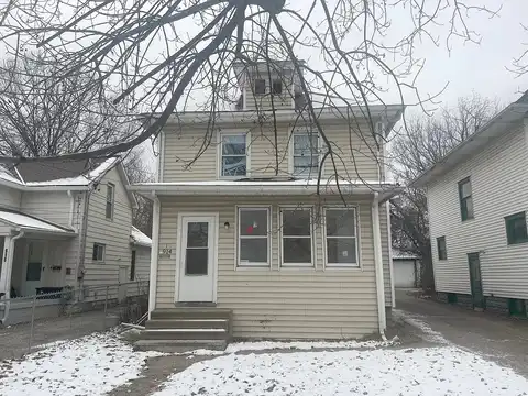 Hillsdale, LANSING, MI 48915