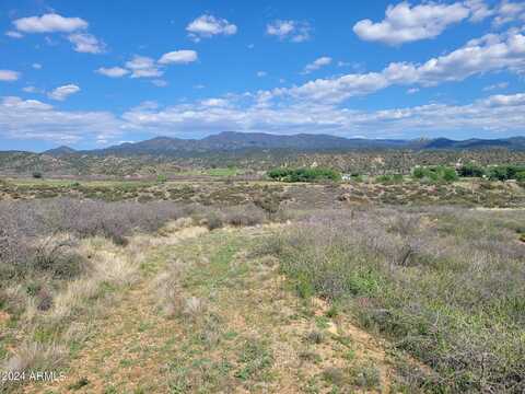 1365 S IRON SPRINGS Road, Skull Valley, AZ 86338