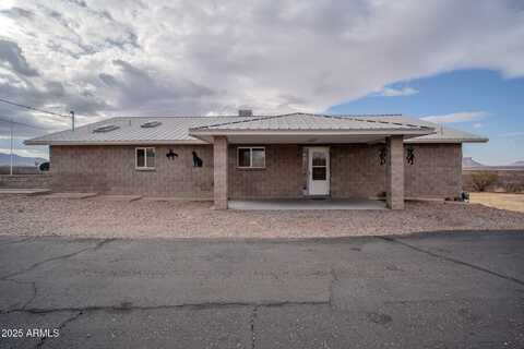 201 W CLARK Street, Huachuca City, AZ 85616