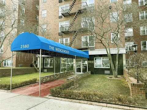 2580 Ocean Parkway, Brooklyn, NY 11235