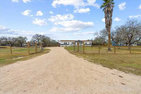 584 County Road 323, Orange Grove, TX 78372