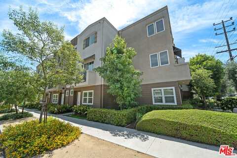 14058 Collins St, Van Nuys, CA 91401