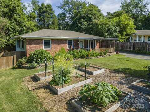 6 Eva Circle, Asheville, NC 28806