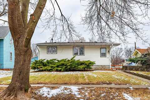 3208 E 8th Street, Des Moines, IA 50316