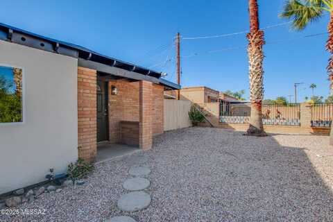 5612 E Lee Street, Tucson, AZ 85712