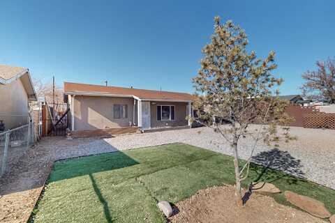 309 Garcia Street NE, Albuquerque, NM 87123