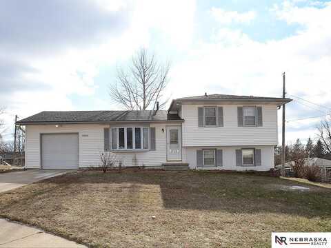 11023 Franklin Circle, Omaha, NE 68154