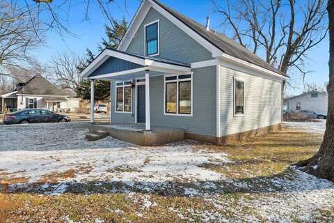 2300 W Calhoun Street, Springfield, MO 65802