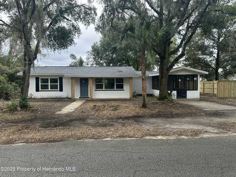 801 S Snapp Avenue, Inverness, FL 34453