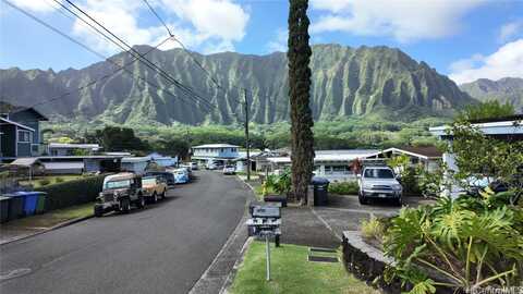 45-651 Nawahine Loop, Kaneohe, HI 96744