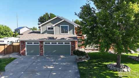 807 Waxberry Ct, Loveland, CO 80538