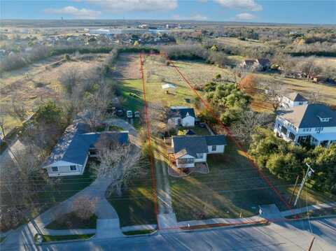 611 Sloan ST, Taylor, TX 76574