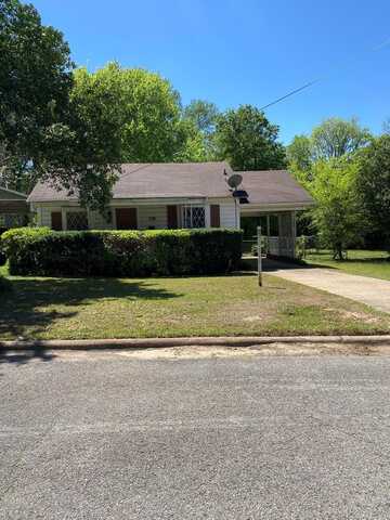 318 Brewer St, Nacogdoches, TX 75961