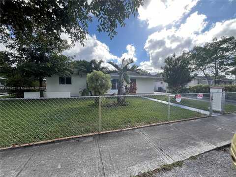 4600 NW 203rd Ter, Miami Gardens, FL 33055