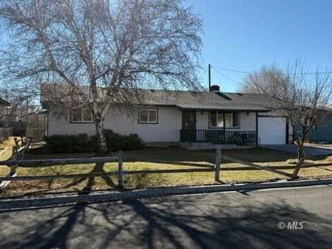 711 E 8th St, Alturas, CA 96101