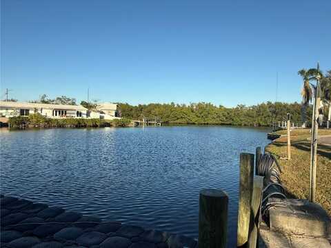 330 90TH AVENUE NE, Saint Petersburg, FL 33702