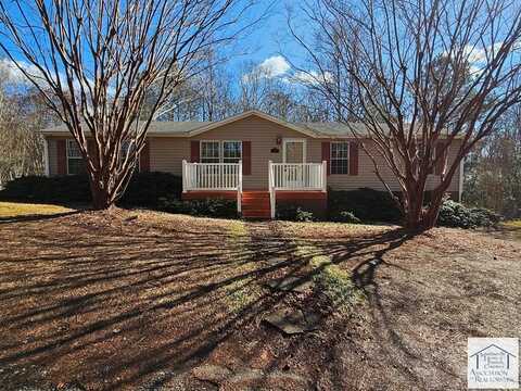 211 Cisco Ct., Ridgeway, VA 24148