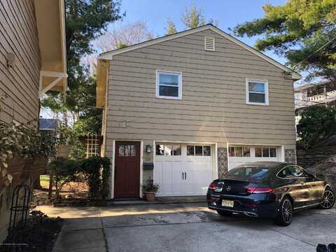 35 Portland Road, Highlands, NJ 07732