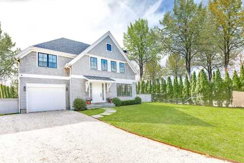 10 Hillside Drive E, East Hampton, NY 11963