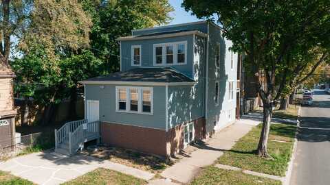 1501 N Leamington Avenue, Chicago, IL 60651