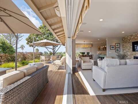 3744 Foothill Road, Santa Barbara, CA 93105