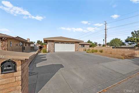 1700 Matthew Lane, Hemet, CA 92545