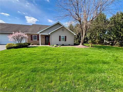 170 Sandy Court unit: 2, New Middletown, OH 44442