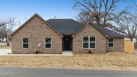 424 W 1st Street, Skiatook, OK 74070