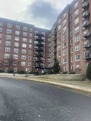 350 Richmond Ter 4E, Staten Island, NY 10301