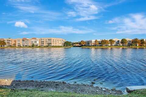 7418 Trent Dr, Tamarac, FL 33321