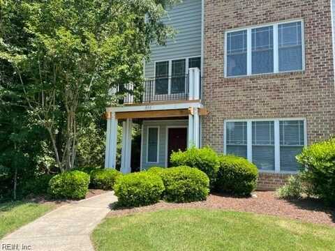 979 Hollymeade Circle, Newport News, VA 23602