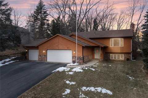 4615 Parkridge Drive, Eagan, MN 55123