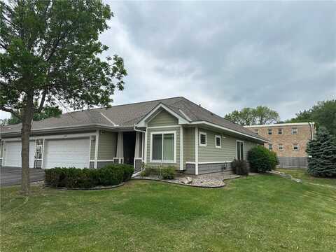 1470 Ravoux Lane, Chaska, MN 55318